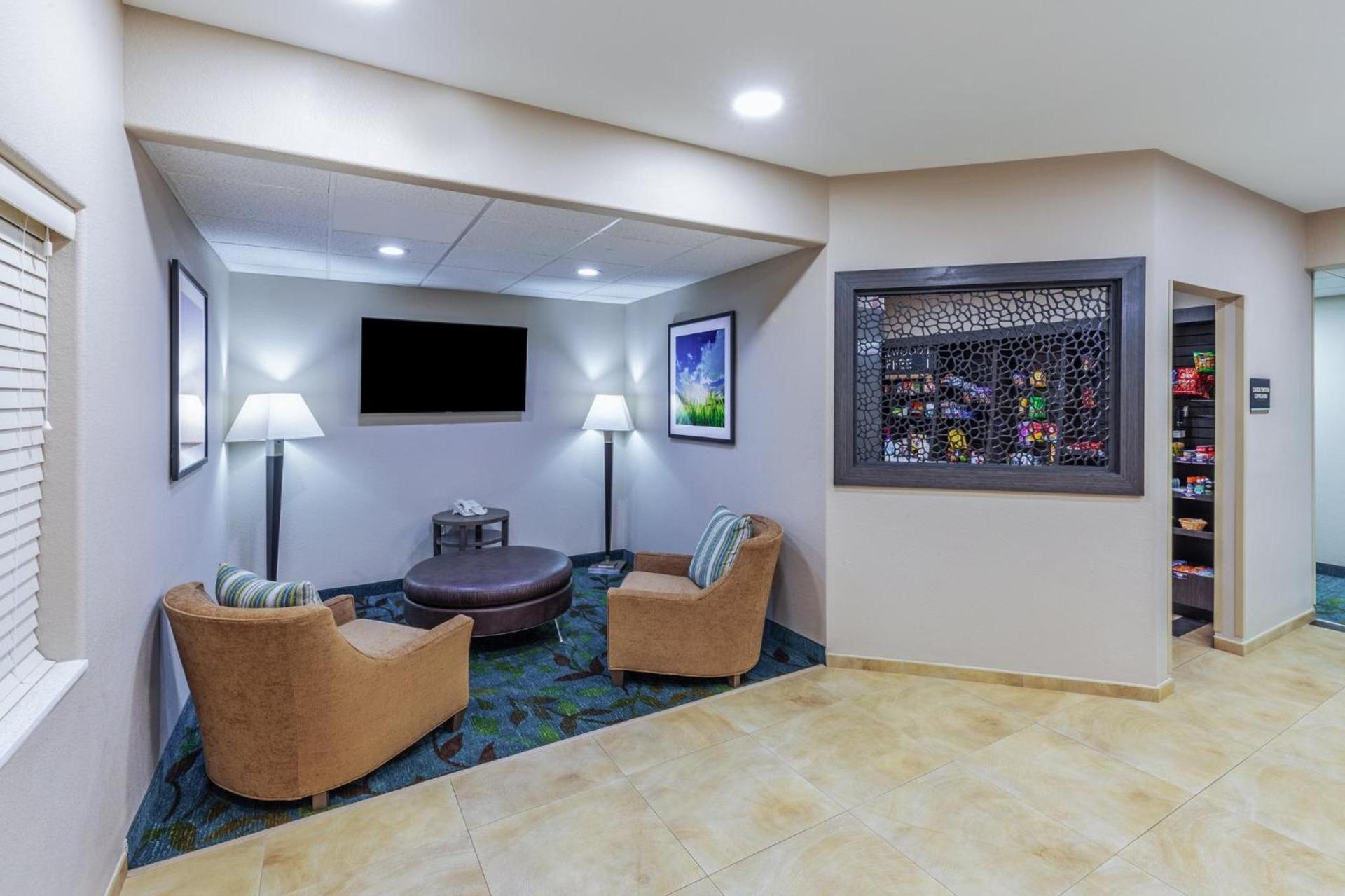 Candlewood Suites Tyler by IHG photo 12