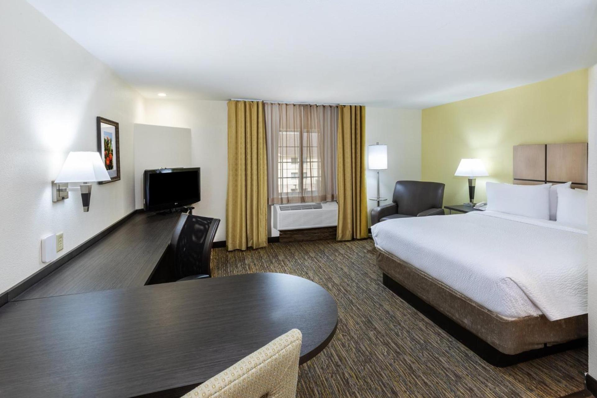 Candlewood Suites Tyler by IHG photo 16