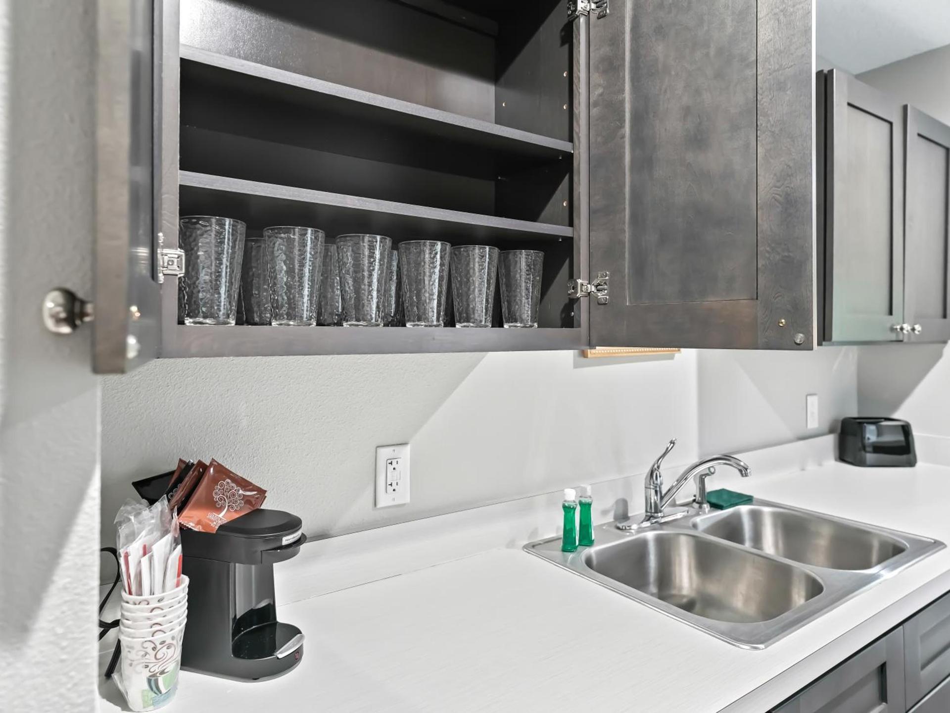 Baymont by Wyndham Ocala Suites photo 10