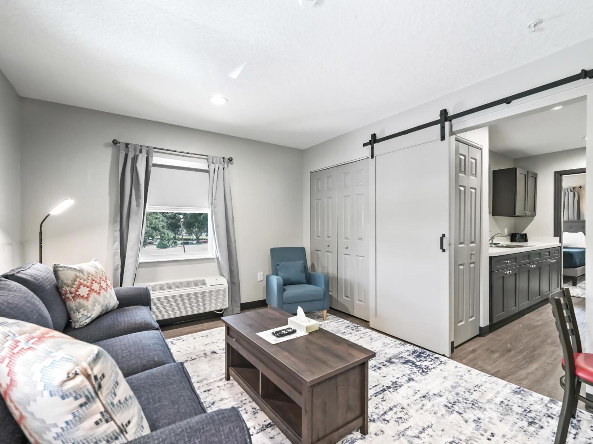 Baymont by Wyndham Ocala Suites photo 15
