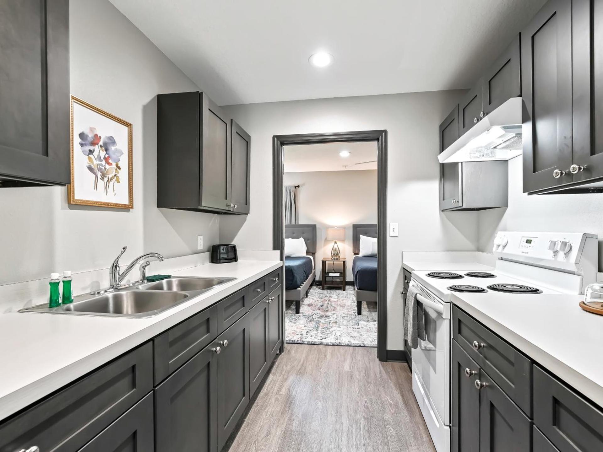 Baymont by Wyndham Ocala Suites photo 14