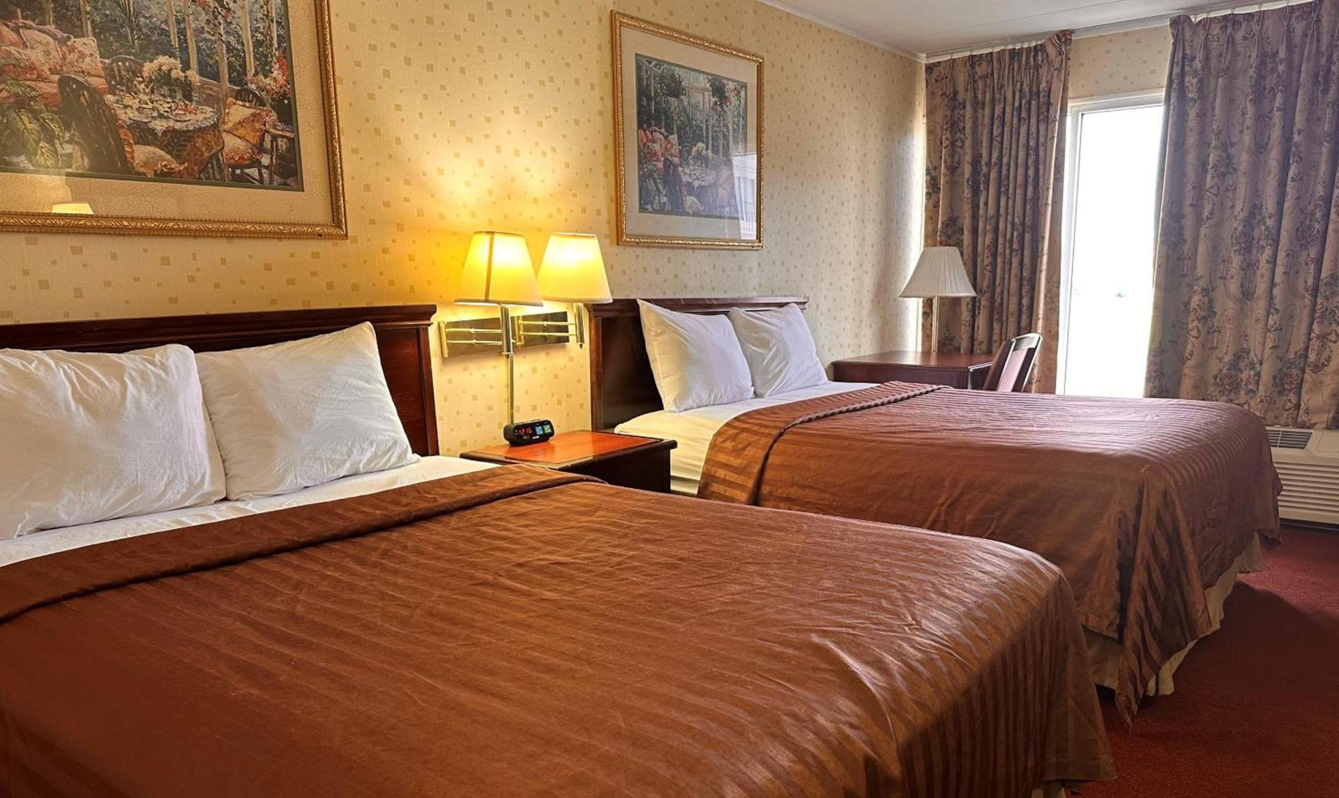 Travelodge by Wyndham Seymour photo 20