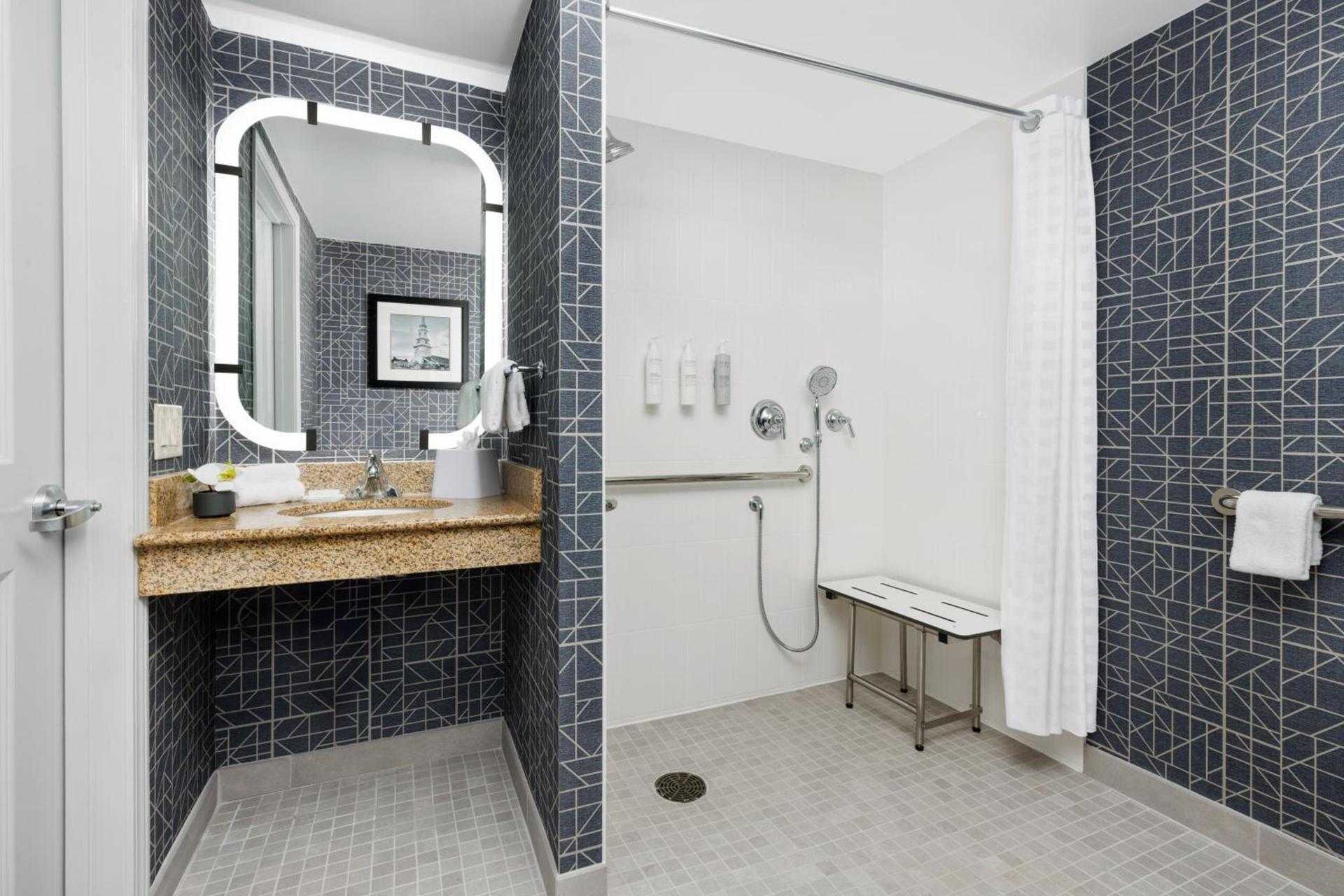 Homewood Suites by Hilton Portsmouth photo 65