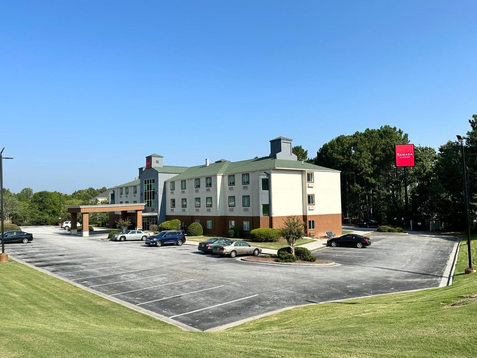 Ramada by Wyndham Lithia Springs Atlanta photo 21