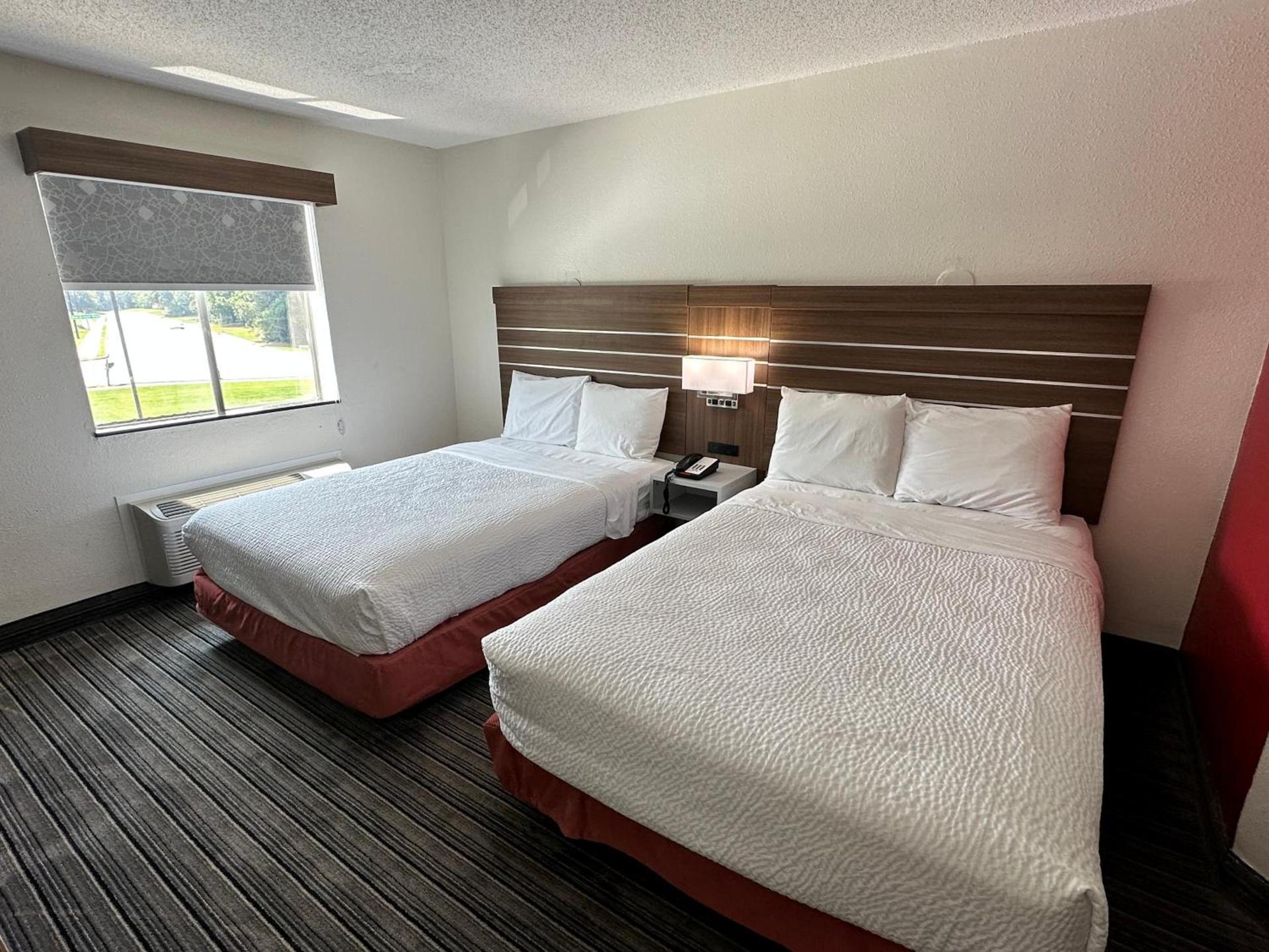 Ramada by Wyndham Lithia Springs Atlanta photo 33