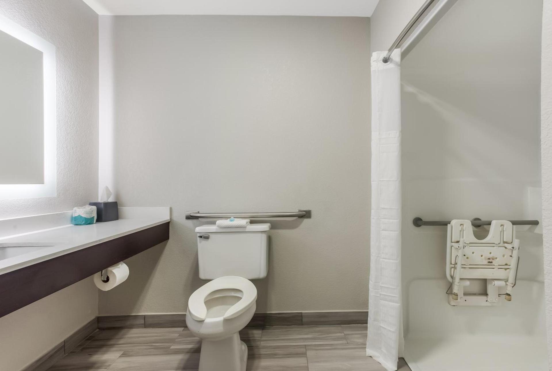 MainStay Suites Bourbonnais - Kankakee photo 5