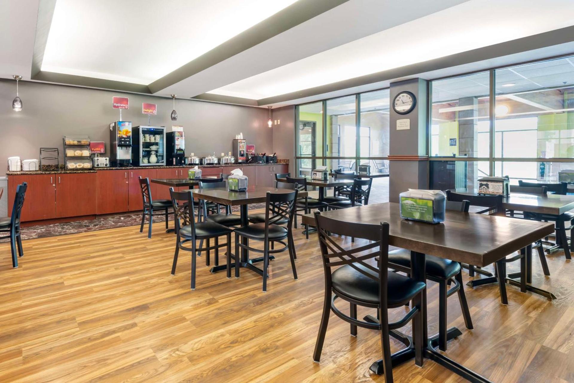 Best Western Plus Eau Claire Conference Center photo 5