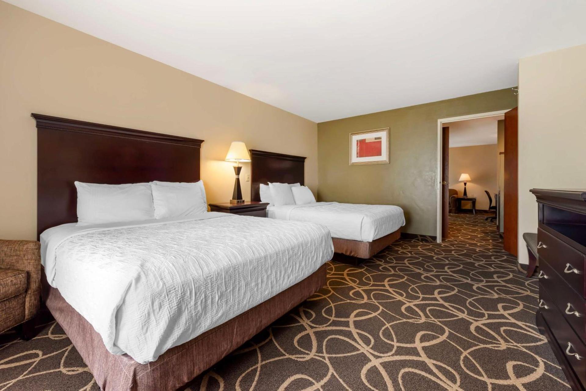 Best Western Plus Eau Claire Conference Center photo 24