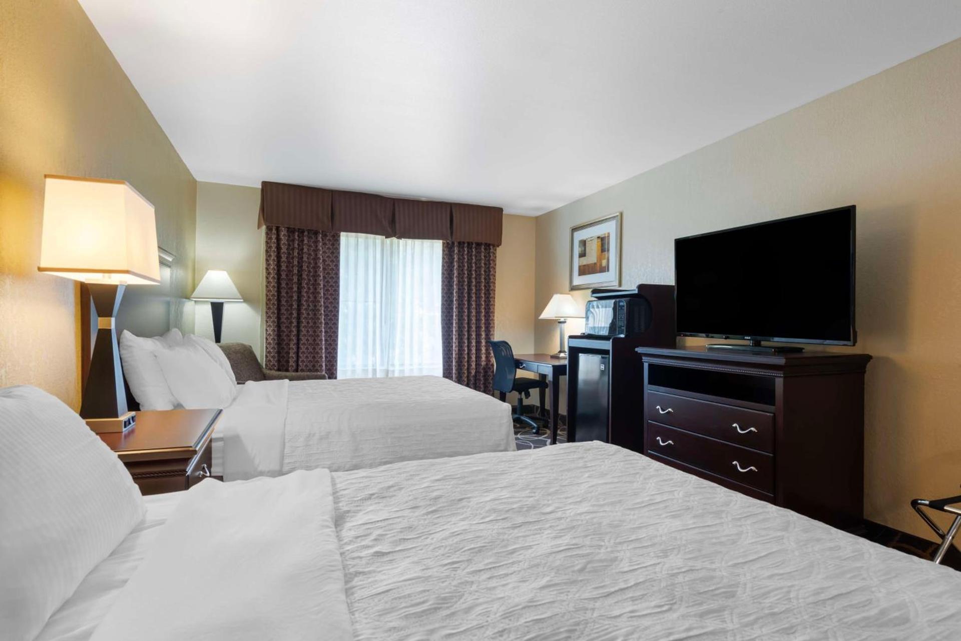 Best Western Plus Eau Claire Conference Center photo 26