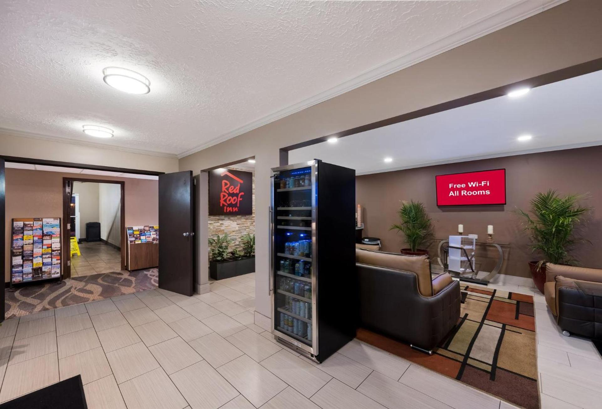 Red Roof Inn Dahlgren - Naval Base photo 14