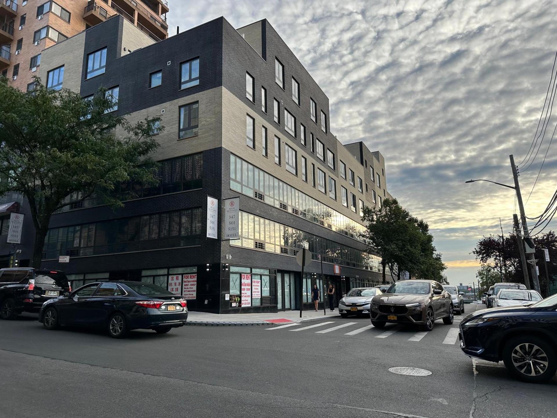 Regal Inn & Suites New York LaGuardia Hotel — hotel in Flushing