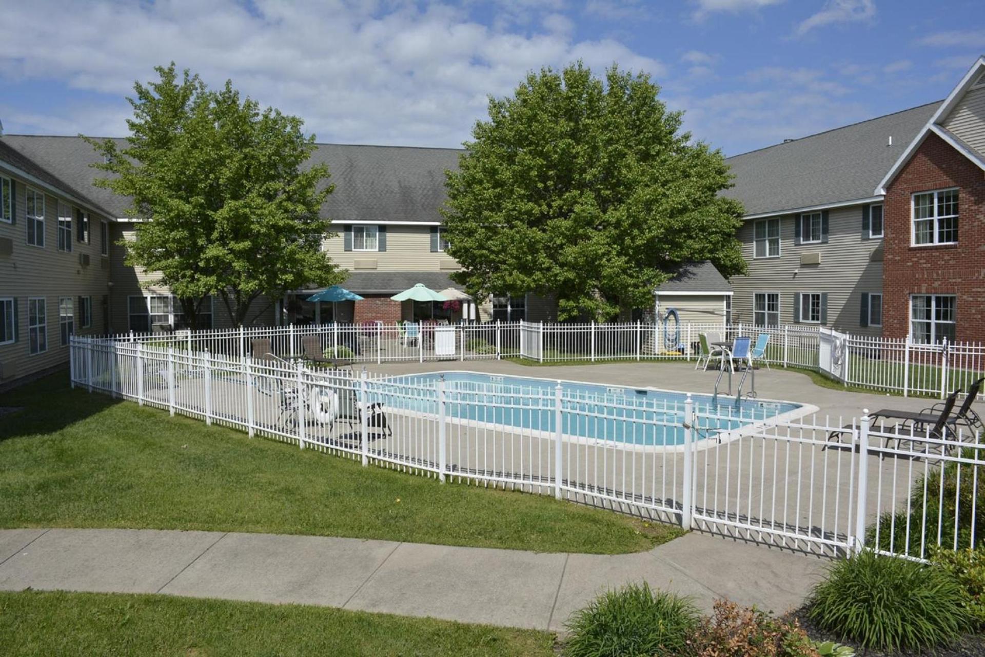 Cresthill Suites Syracuse photo 24