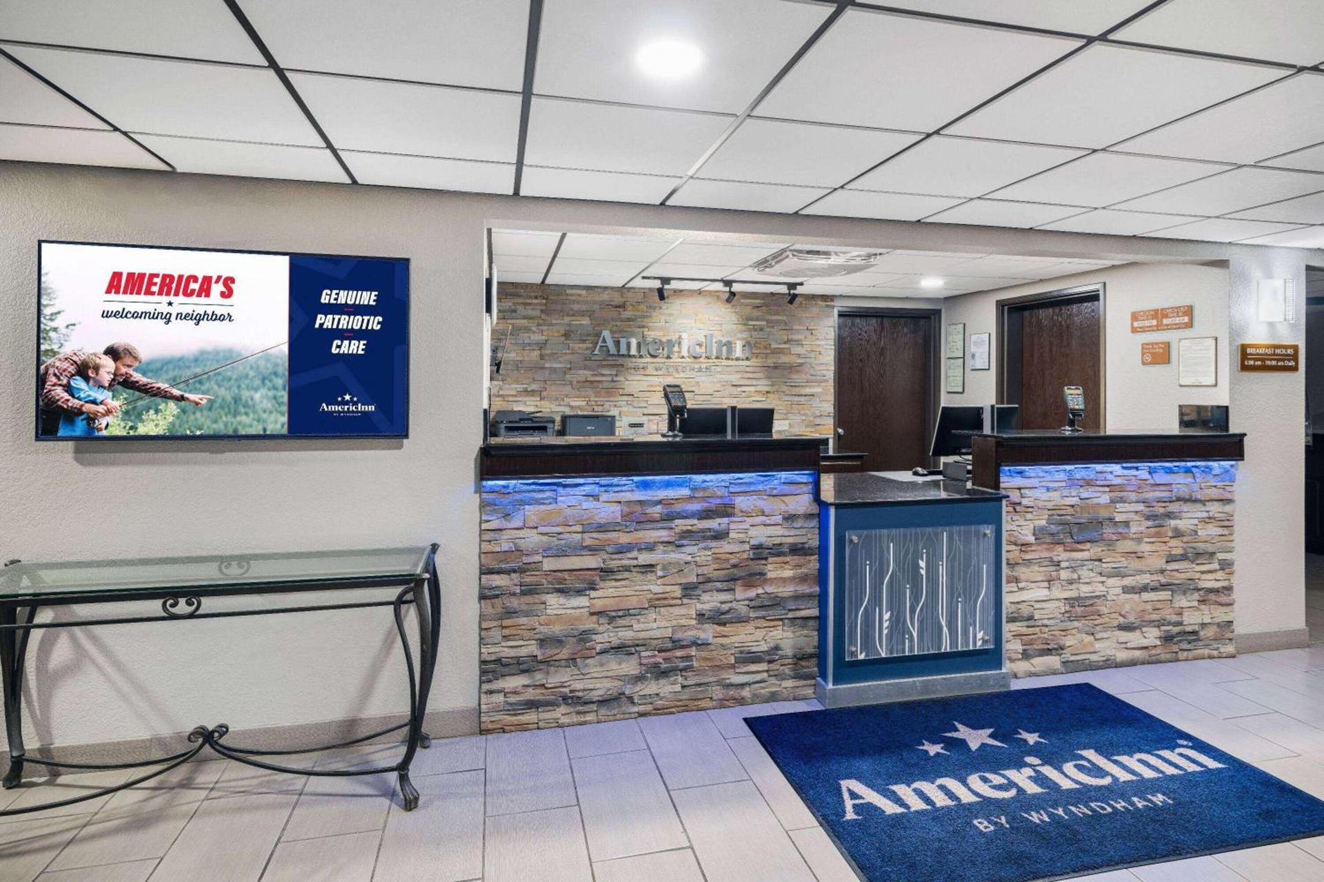 AmericInn by Wyndham Plover Stevens Point photo 4
