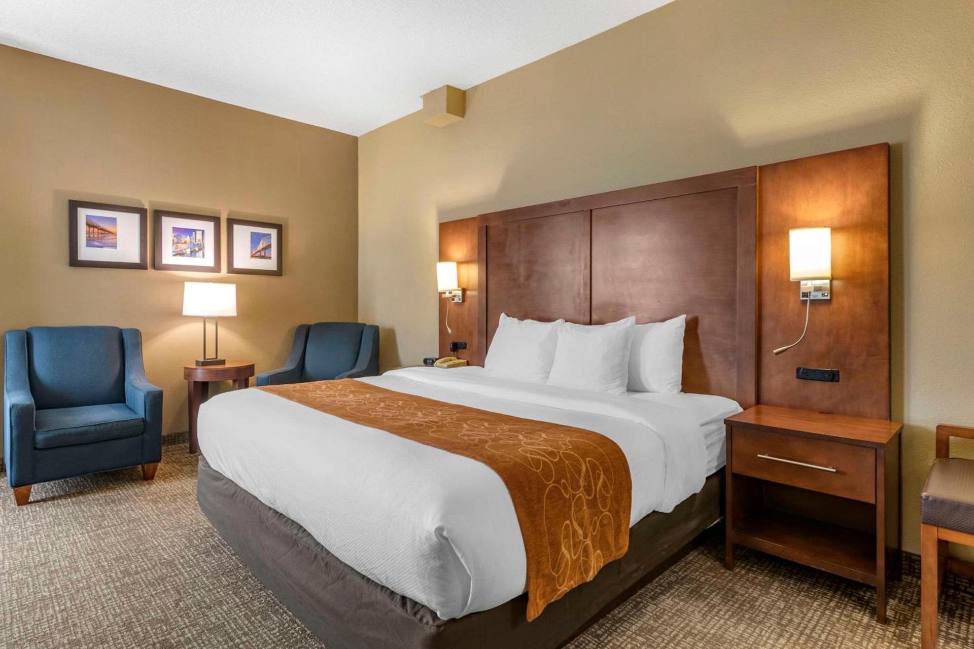 Comfort Suites Baymeadows Near Butler Blvd photo 17