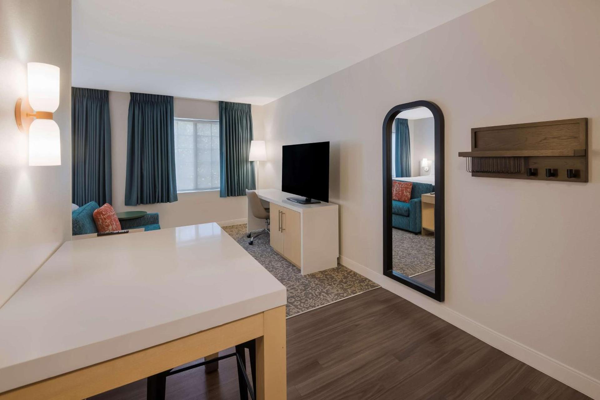 Sonesta ES Suites Andover Boston photo 23