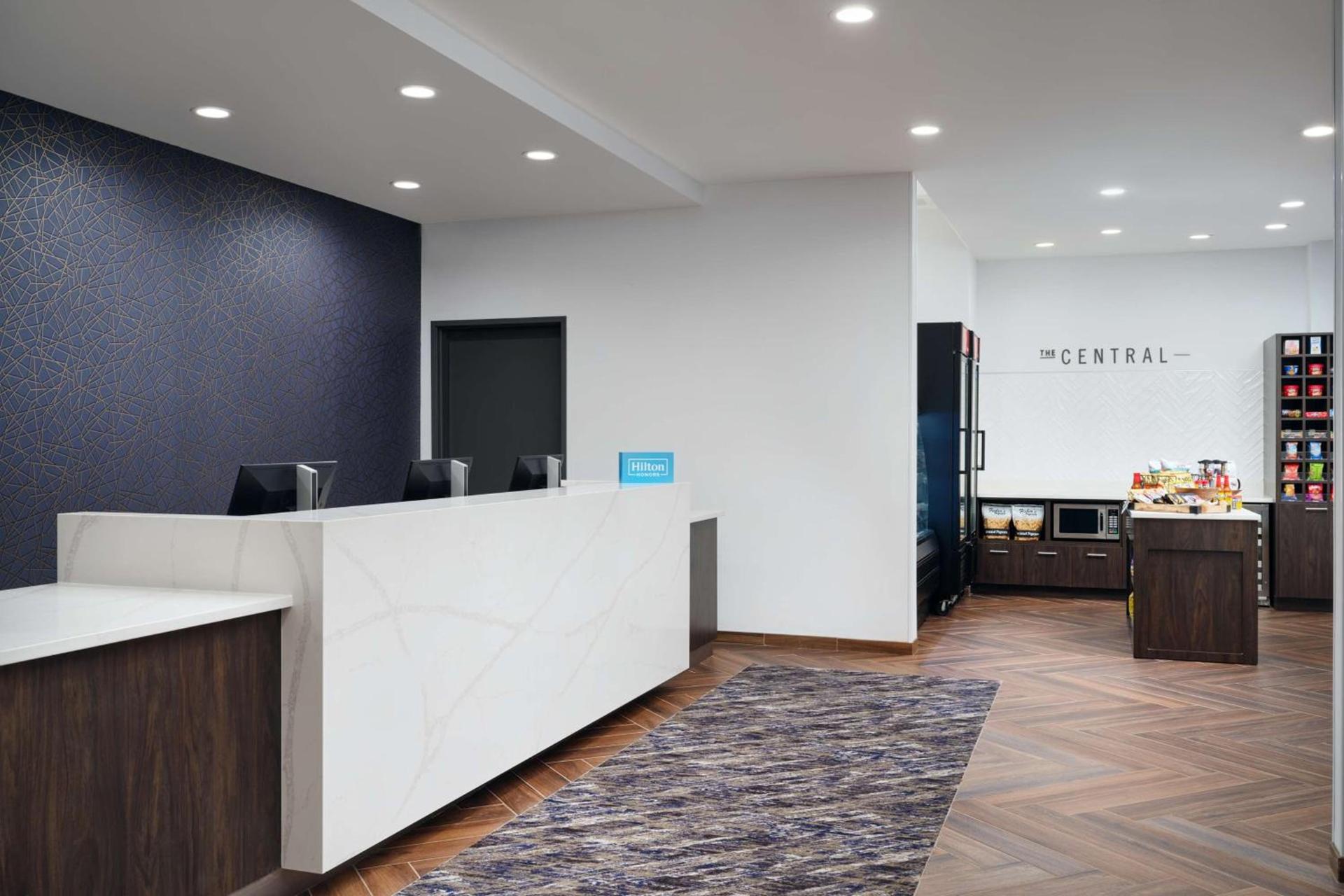 Hampton Inn Towson Downtown photo 10