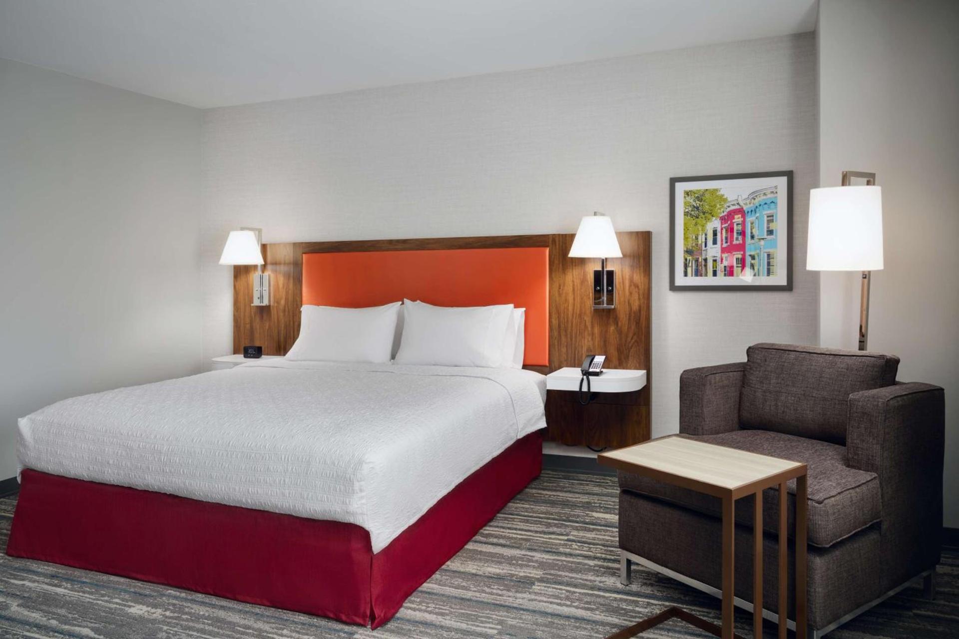 Hampton Inn Towson Downtown photo 28