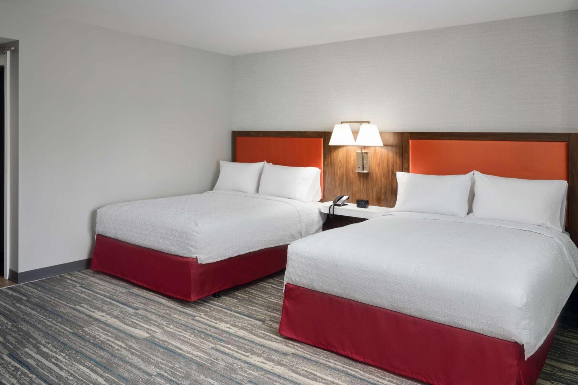 Hampton Inn Towson Downtown photo 30