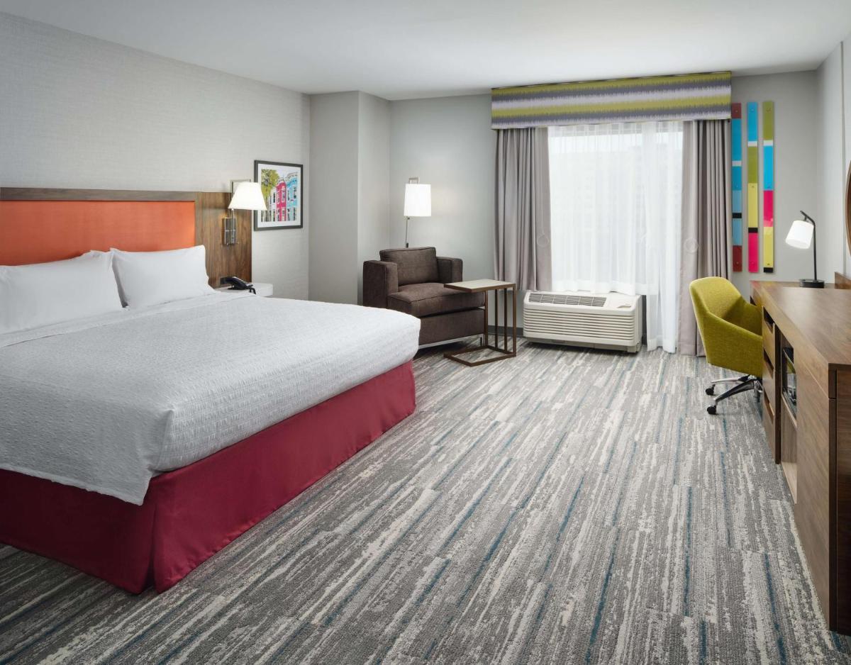 Hampton Inn Towson Downtown photo 38
