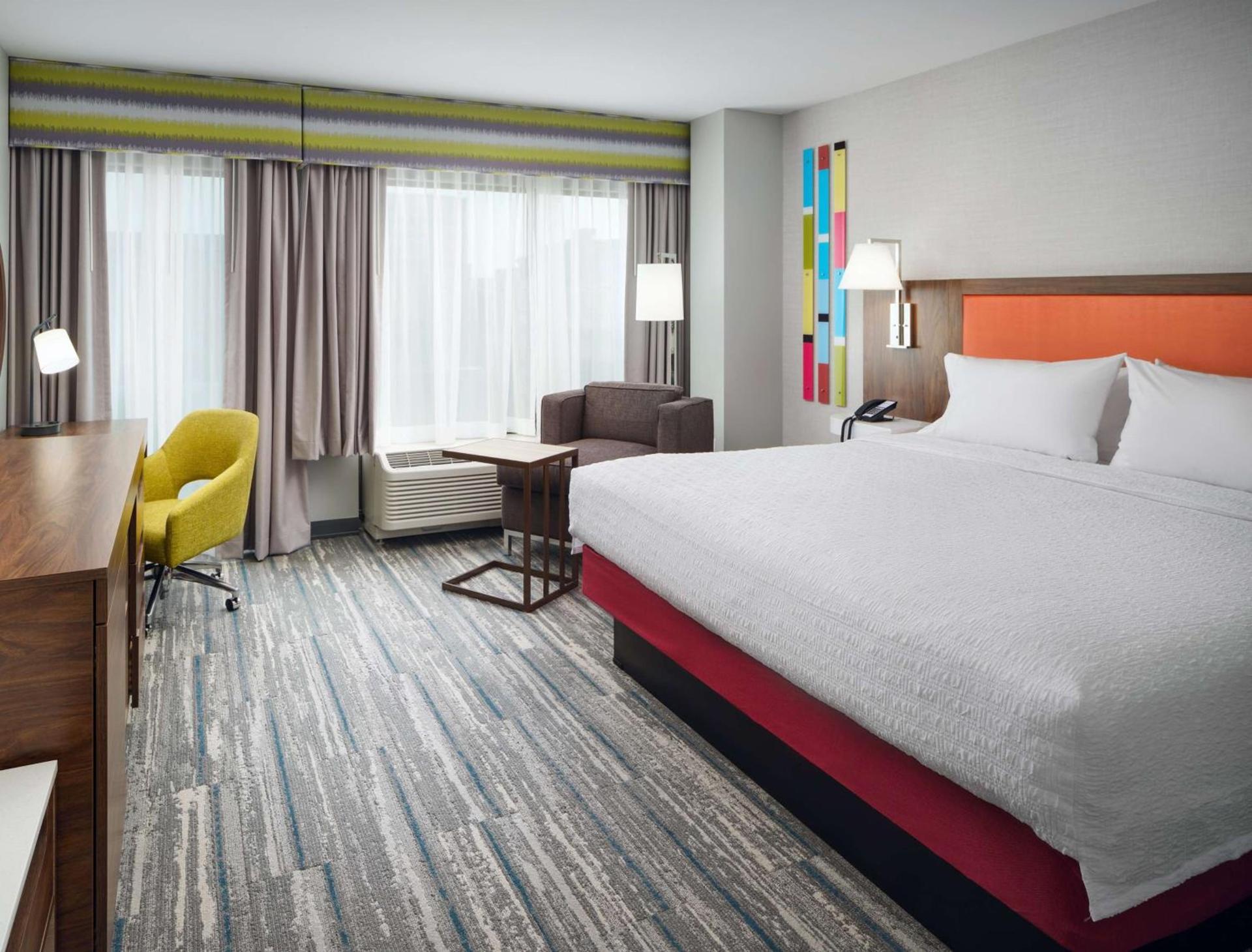Hampton Inn Towson Downtown photo 39