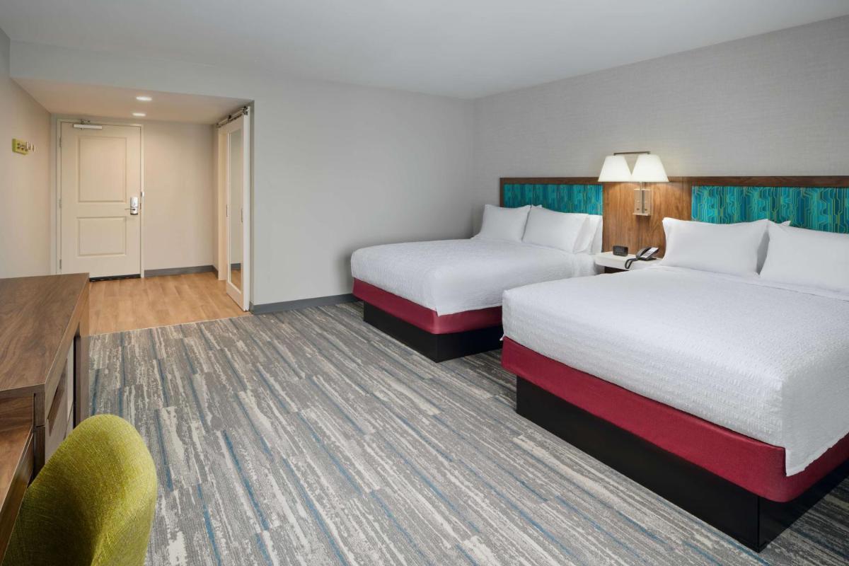 Hampton Inn Towson Downtown photo 41