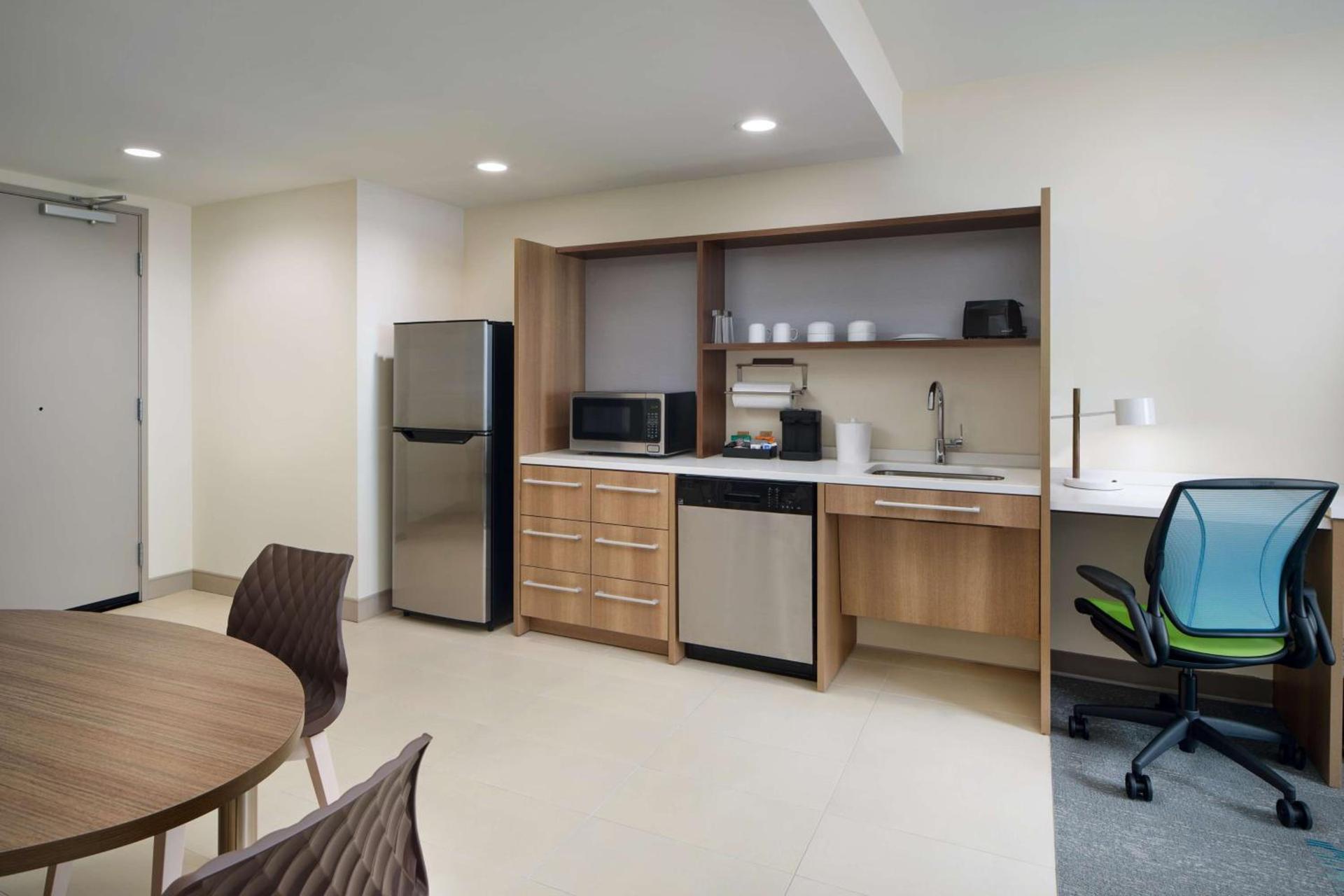 Home2 Suites By Hilton Towson photo 16