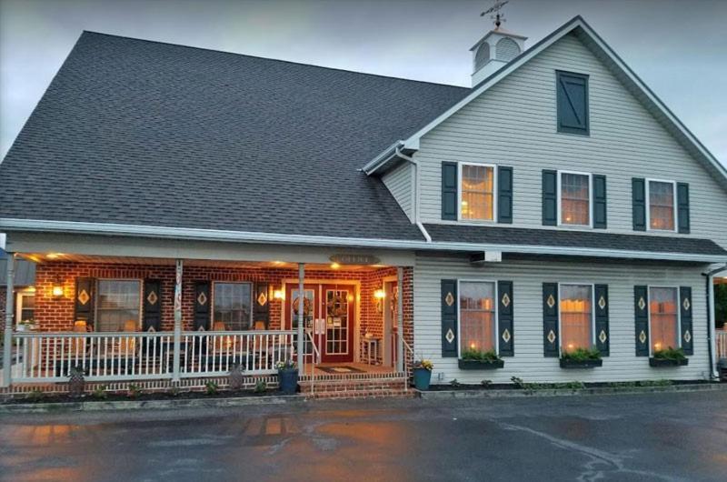 Country Living Inn photo 8