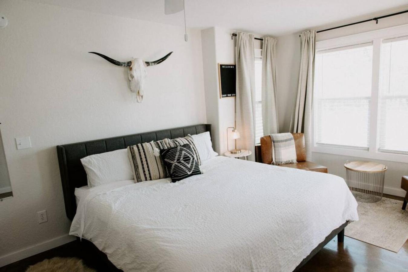 Downtown Studio 3 at Beer Ranch Project Inn photo 4