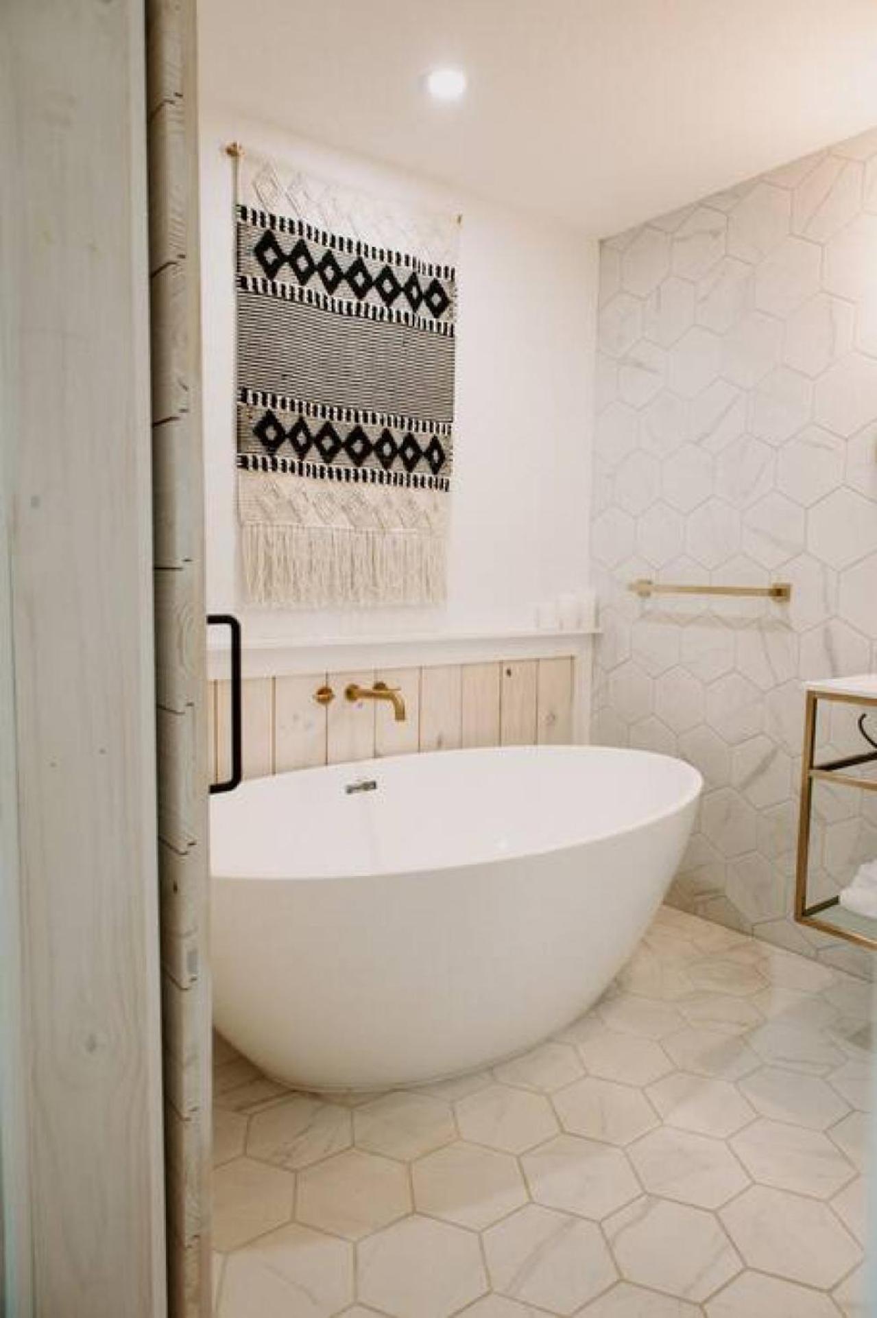 Downtown Studio 3 at Beer Ranch Project Inn photo 10