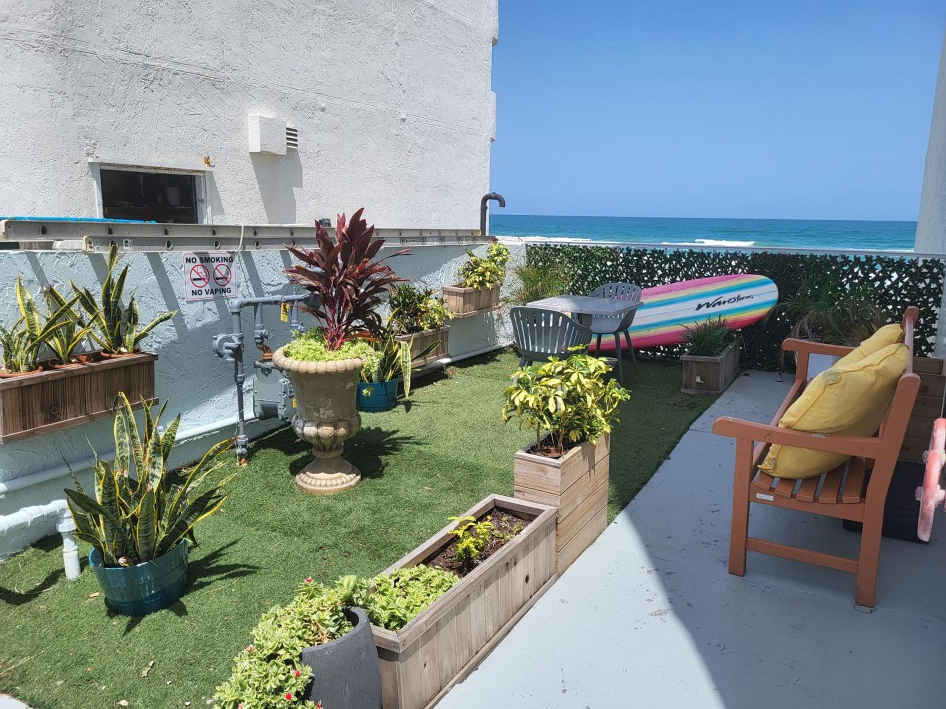 Beachside Hotel photo 52
