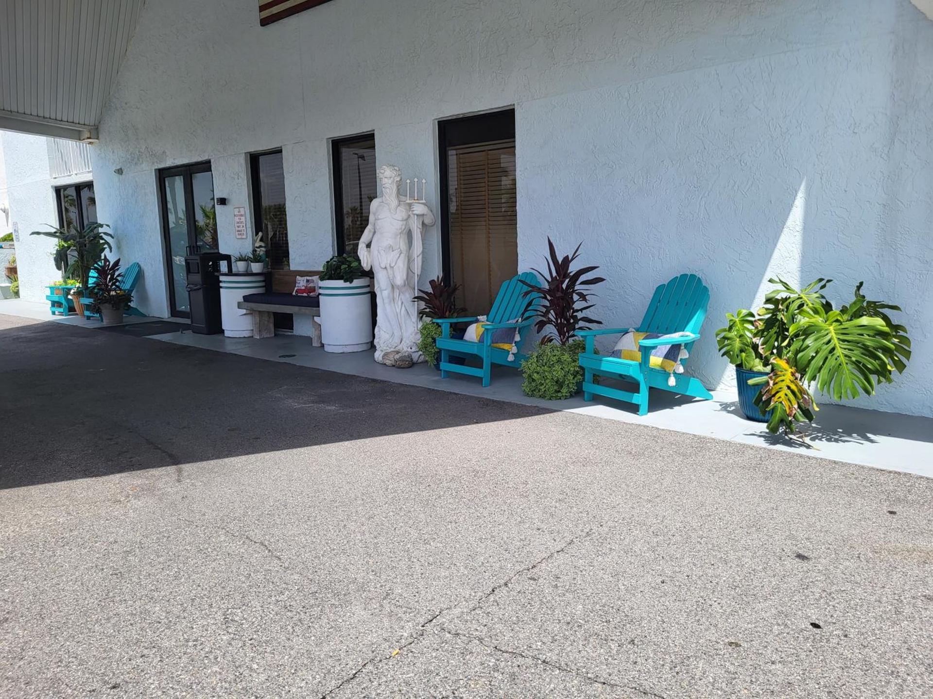 Beachside Hotel photo 54