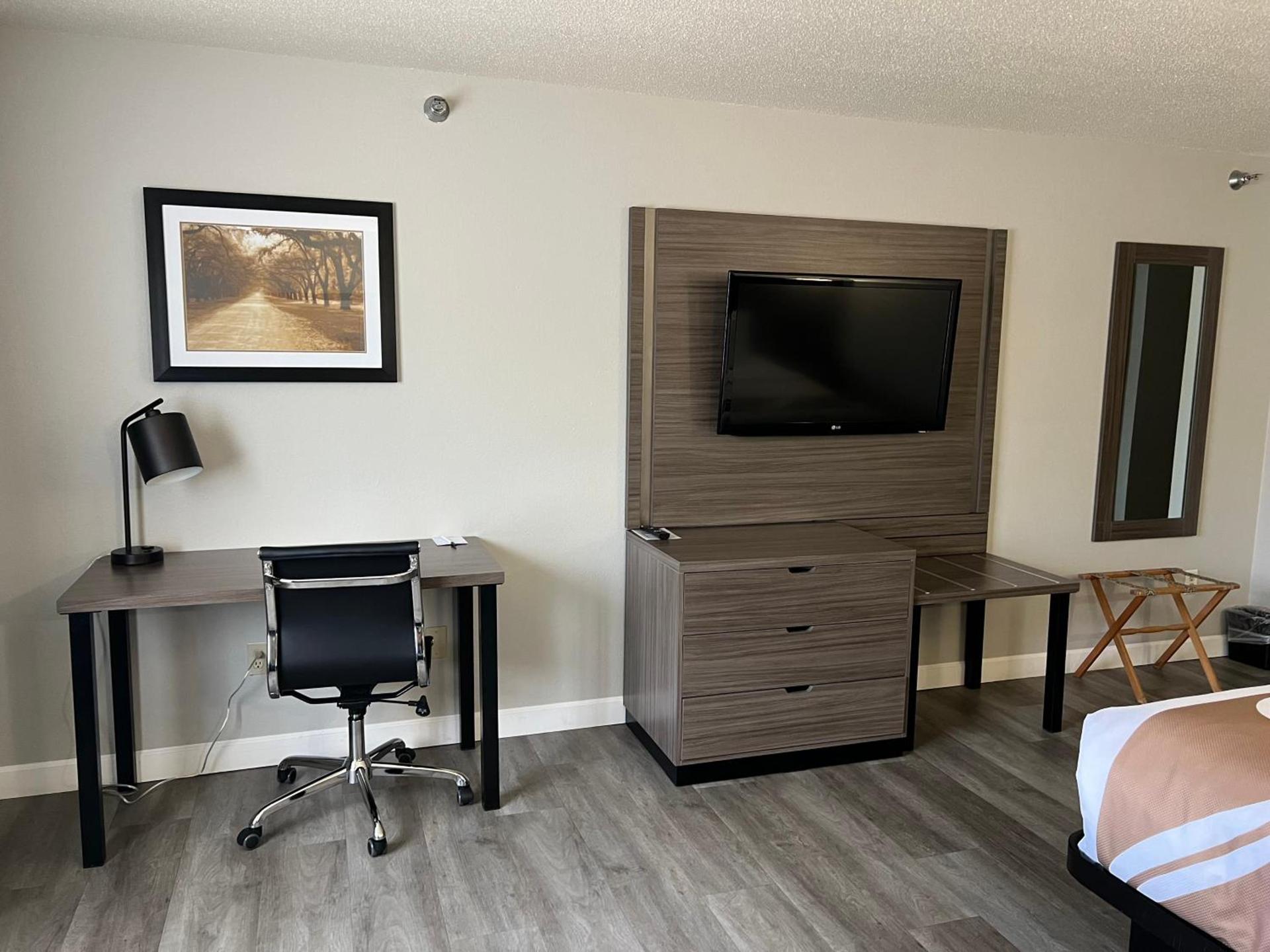 Quality Inn & Suites Red Wing photo 27