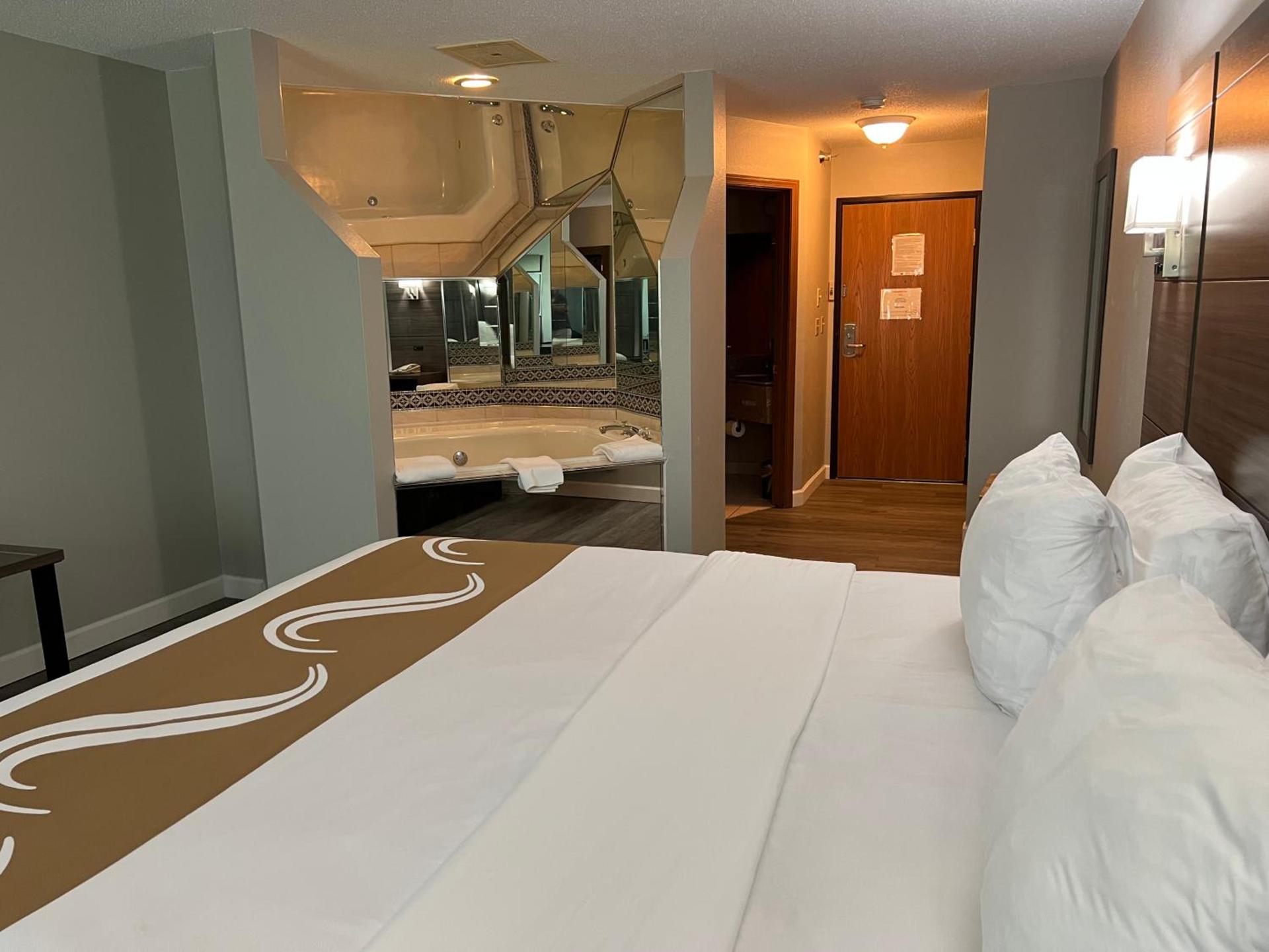 Quality Inn & Suites Red Wing photo 8