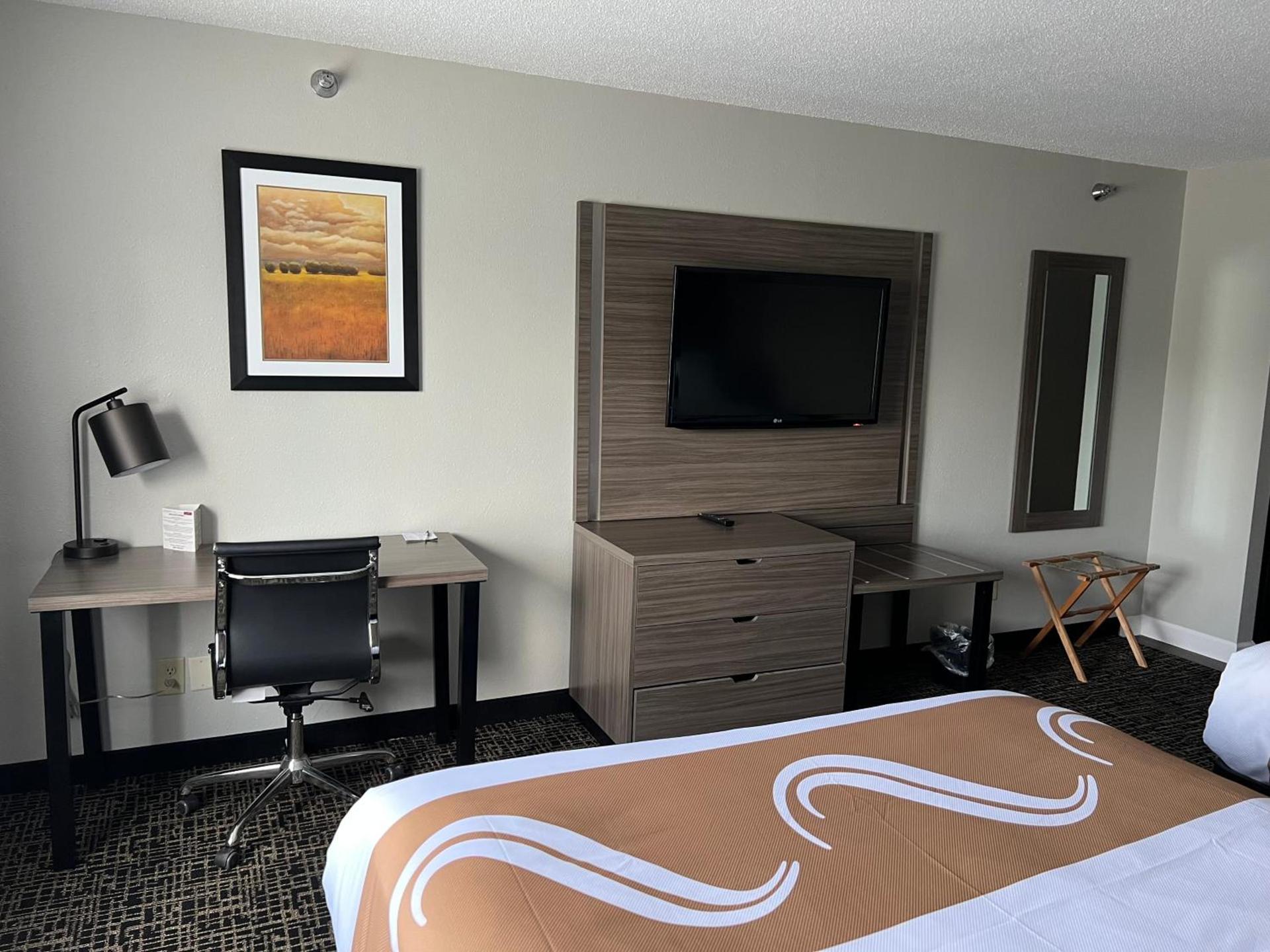 Quality Inn & Suites Red Wing photo 17