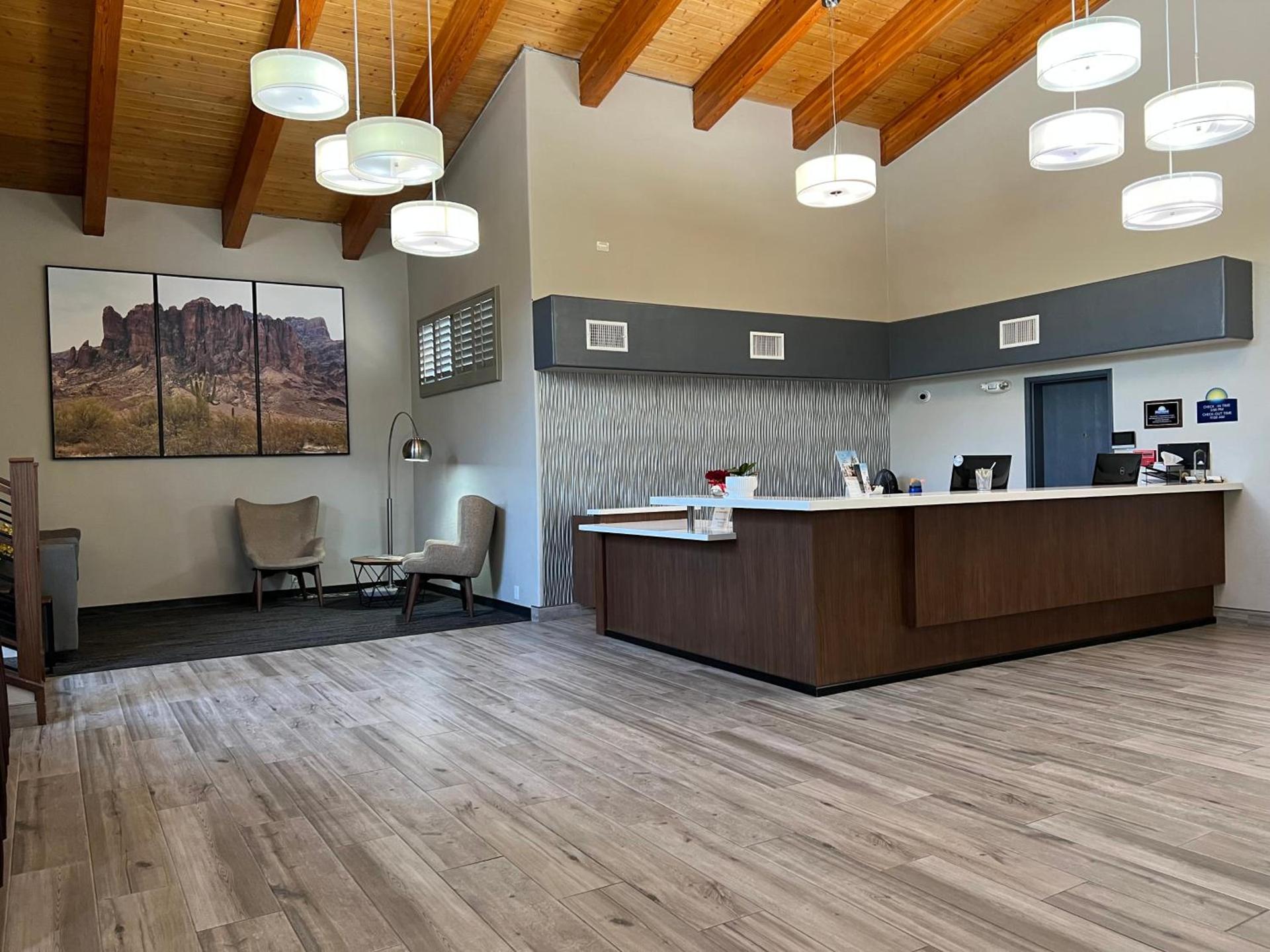 Days Inn & Suites by Wyndham Mesa Near Phoenix photo 4