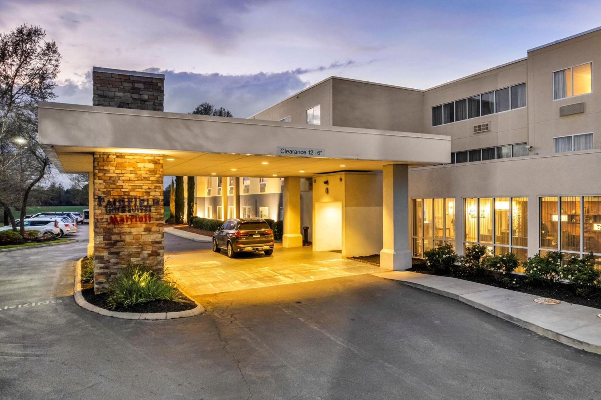 Fairfield Inn by Marriott Lumberton photo 56