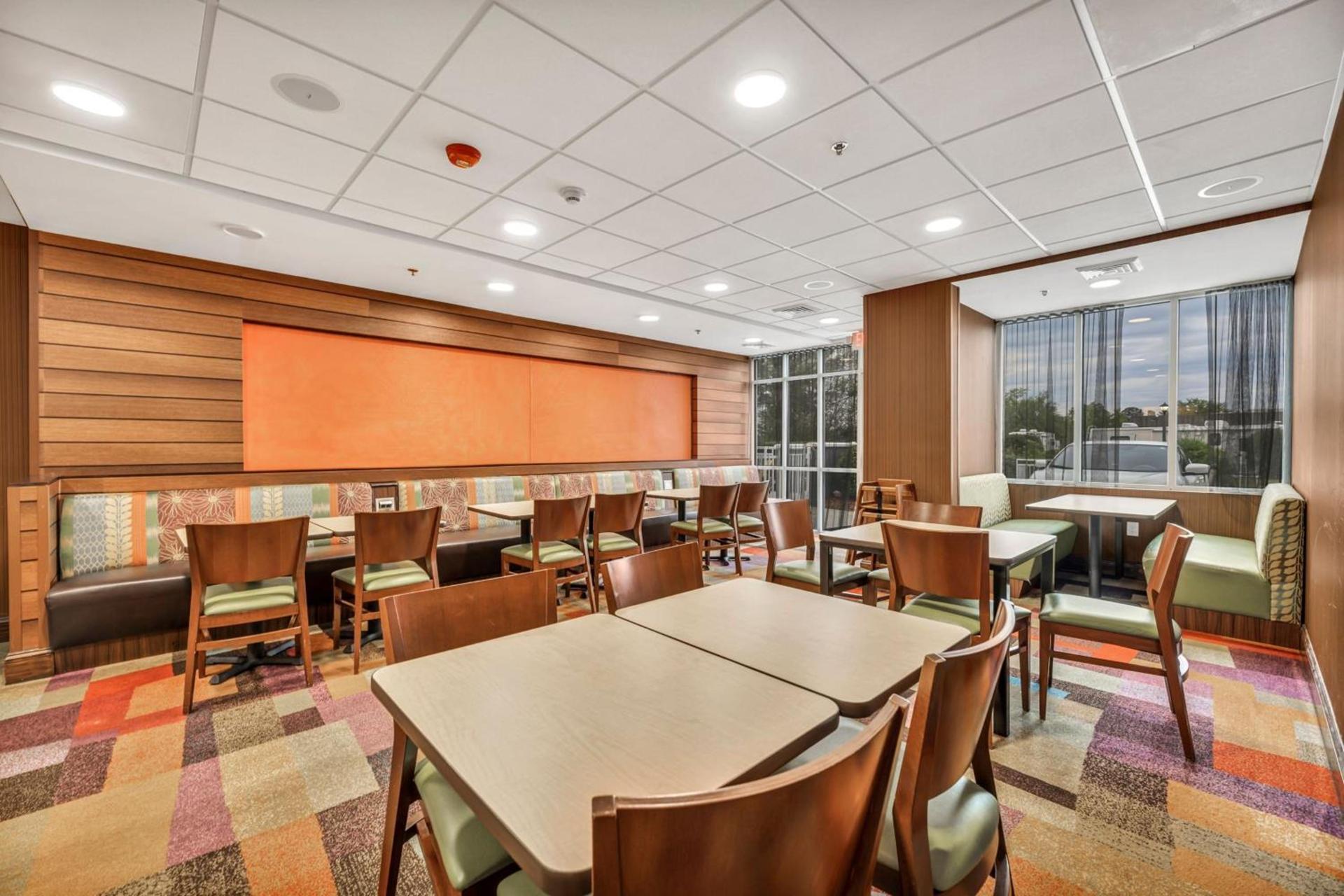 Fairfield Inn by Marriott Lumberton photo 95