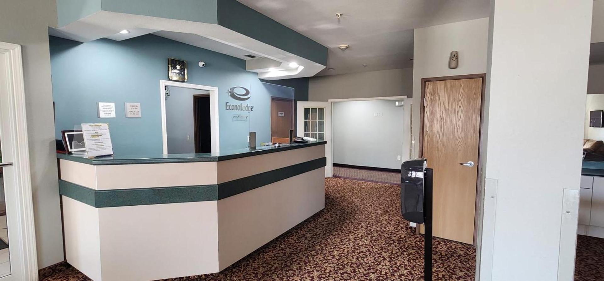 Econo Lodge Inn & Suites Mesquite - Dallas East photo 69