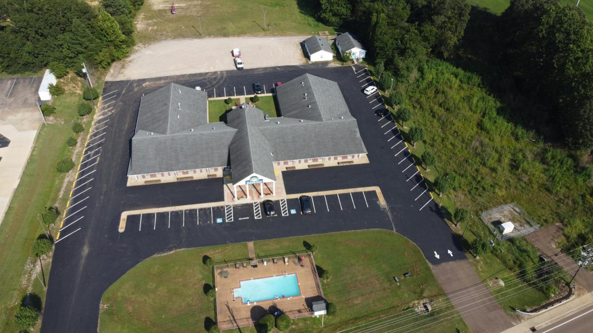 Days Inn by Wyndham Savannah photo 29