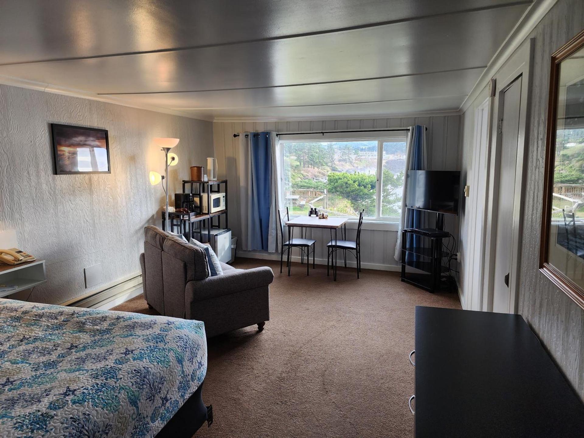 Inn at Arch Rock photo 84