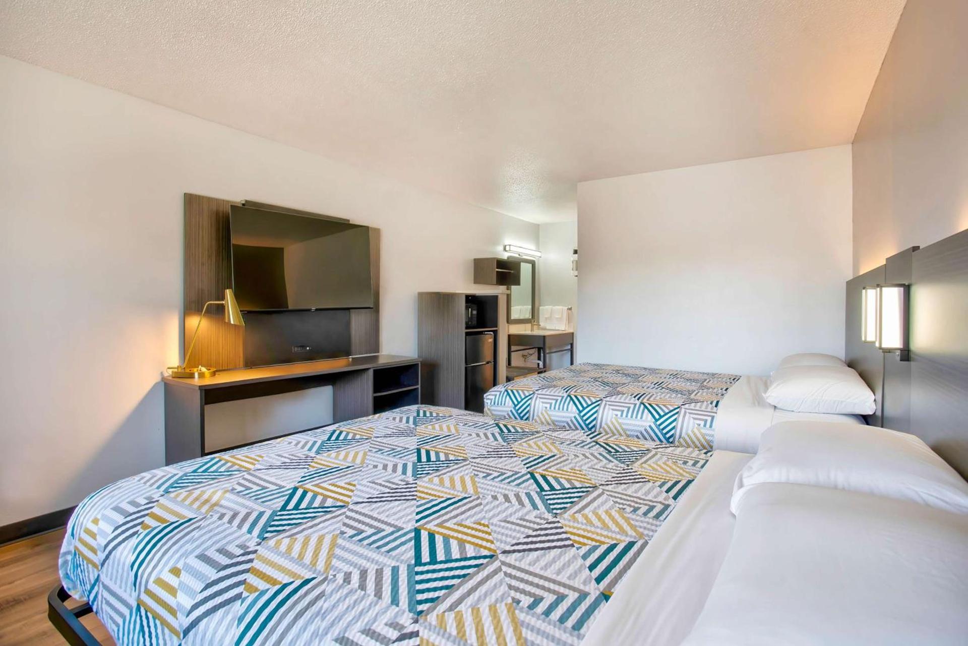 Motel 6-Bend, OR photo 21