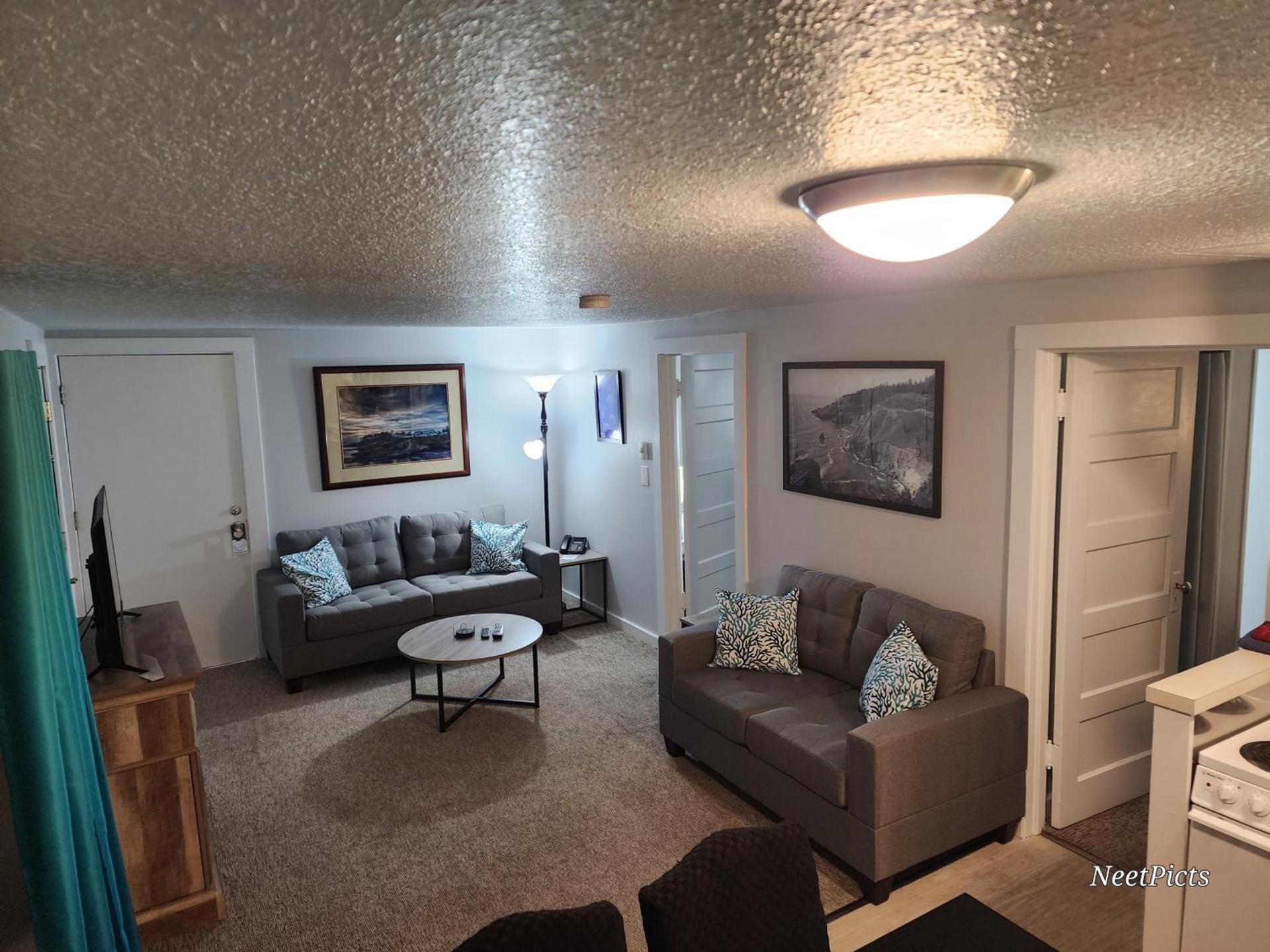 Inn at Arch Rock photo 89