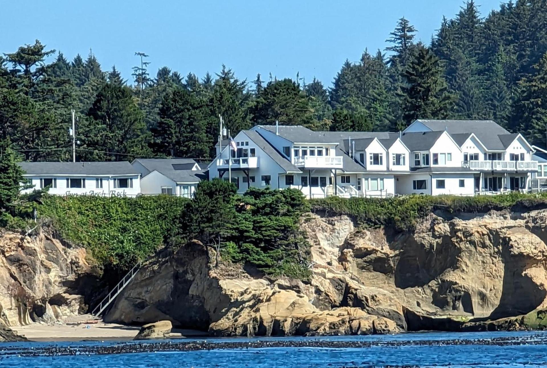 Inn at Arch Rock — hotel in Depoe Bay