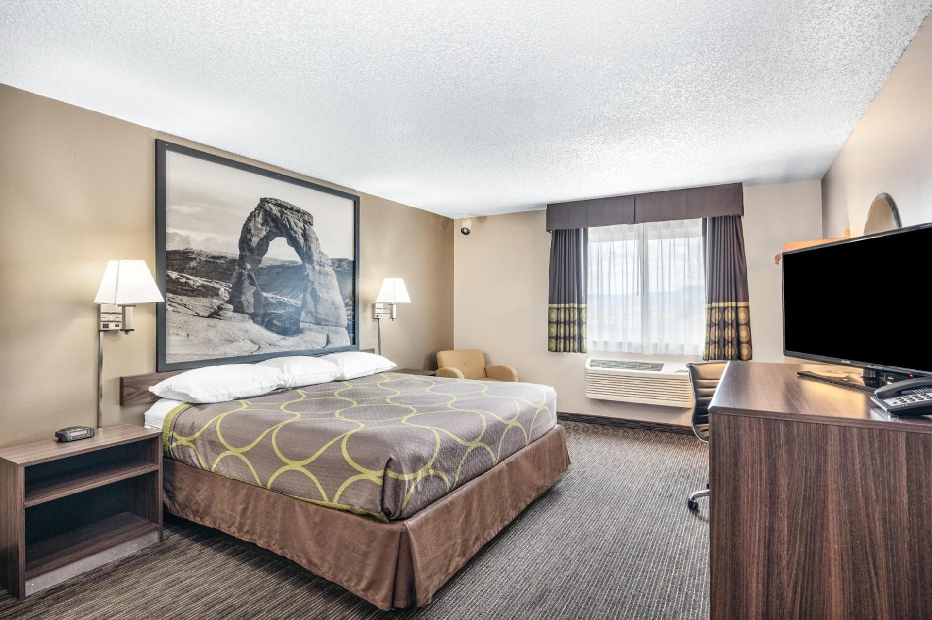 Super 8 by Wyndham Richfield UT photo 34