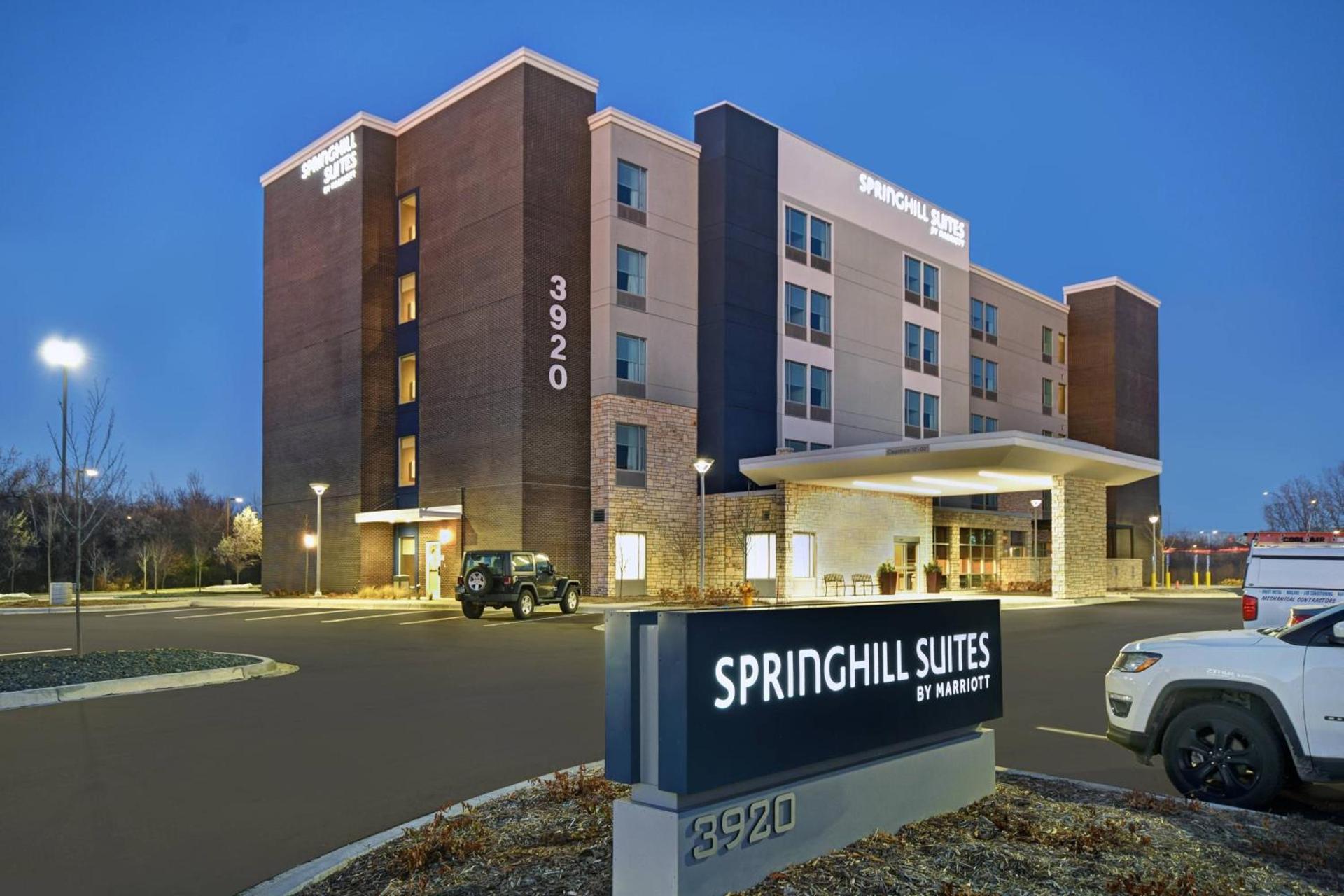 SpringHill Suites by Marriott St. Paul Arden Hills photo 3