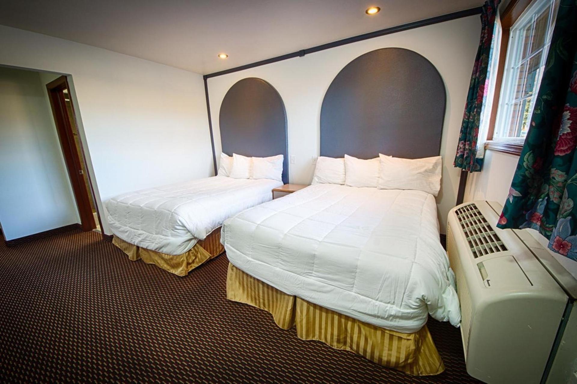 Budget Inn photo 22