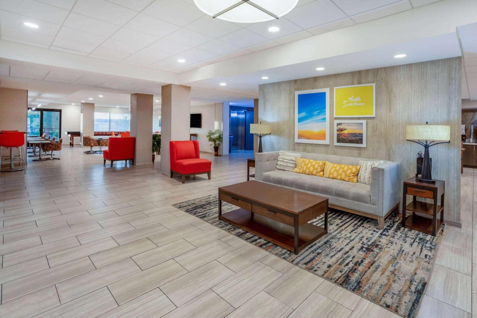 Days Inn & Suites by Wyndham Denver International Airport photo 9