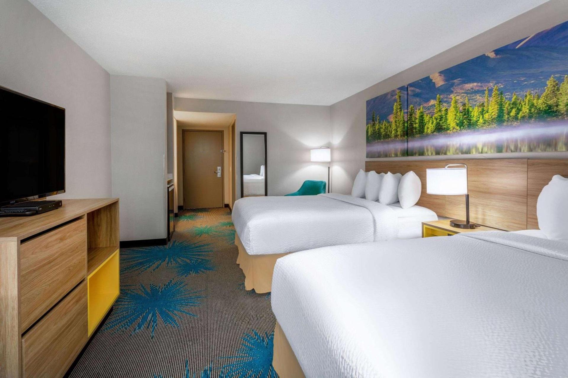 Days Inn & Suites by Wyndham Denver International Airport photo 46