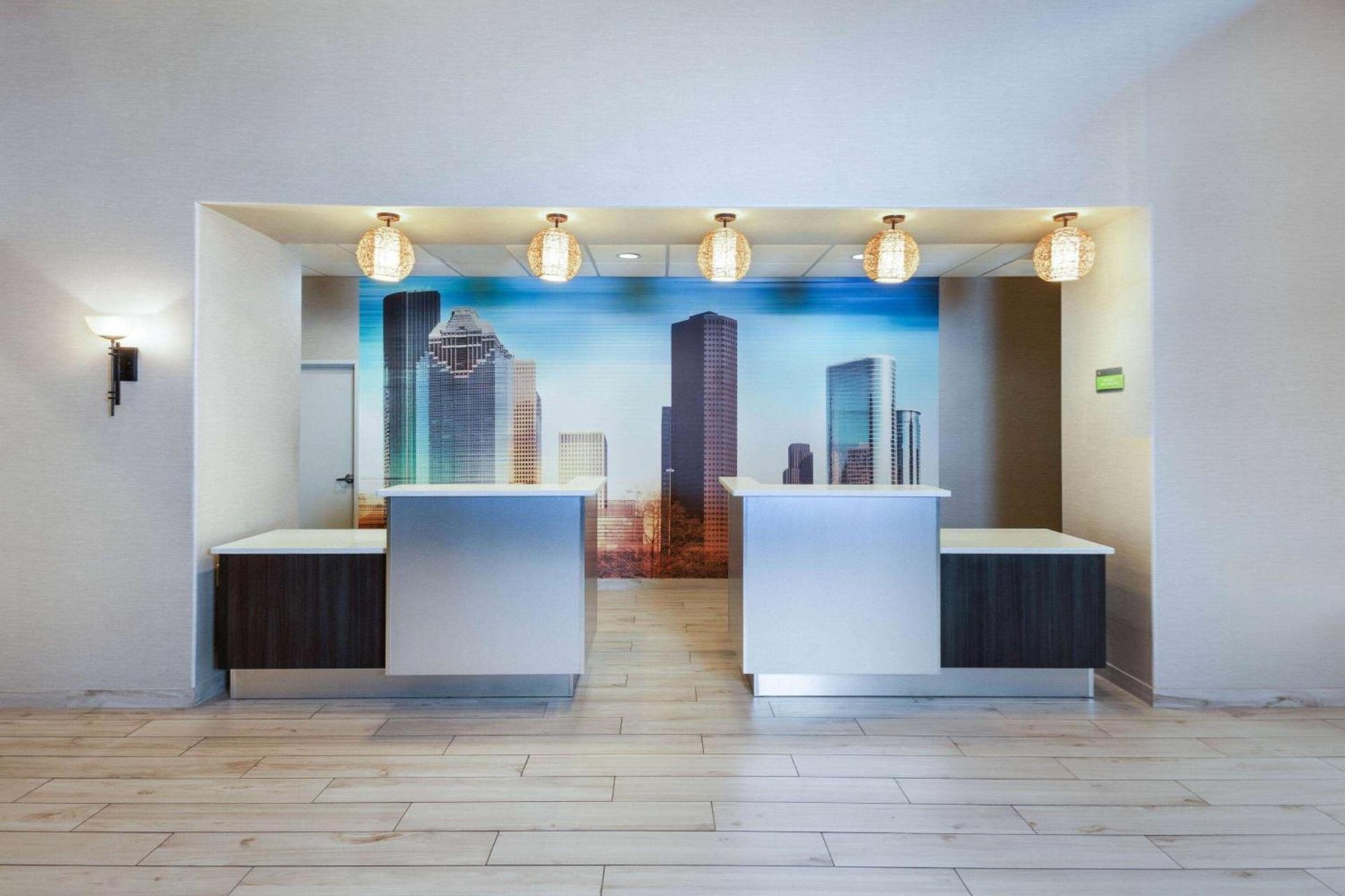 La Quinta by Wyndham Houston Energy Corridor photo 4