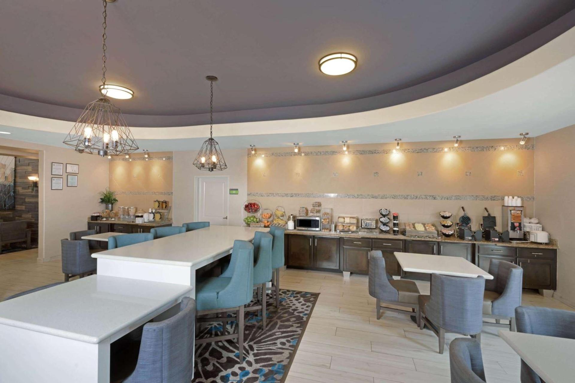 La Quinta by Wyndham Houston Energy Corridor photo 9
